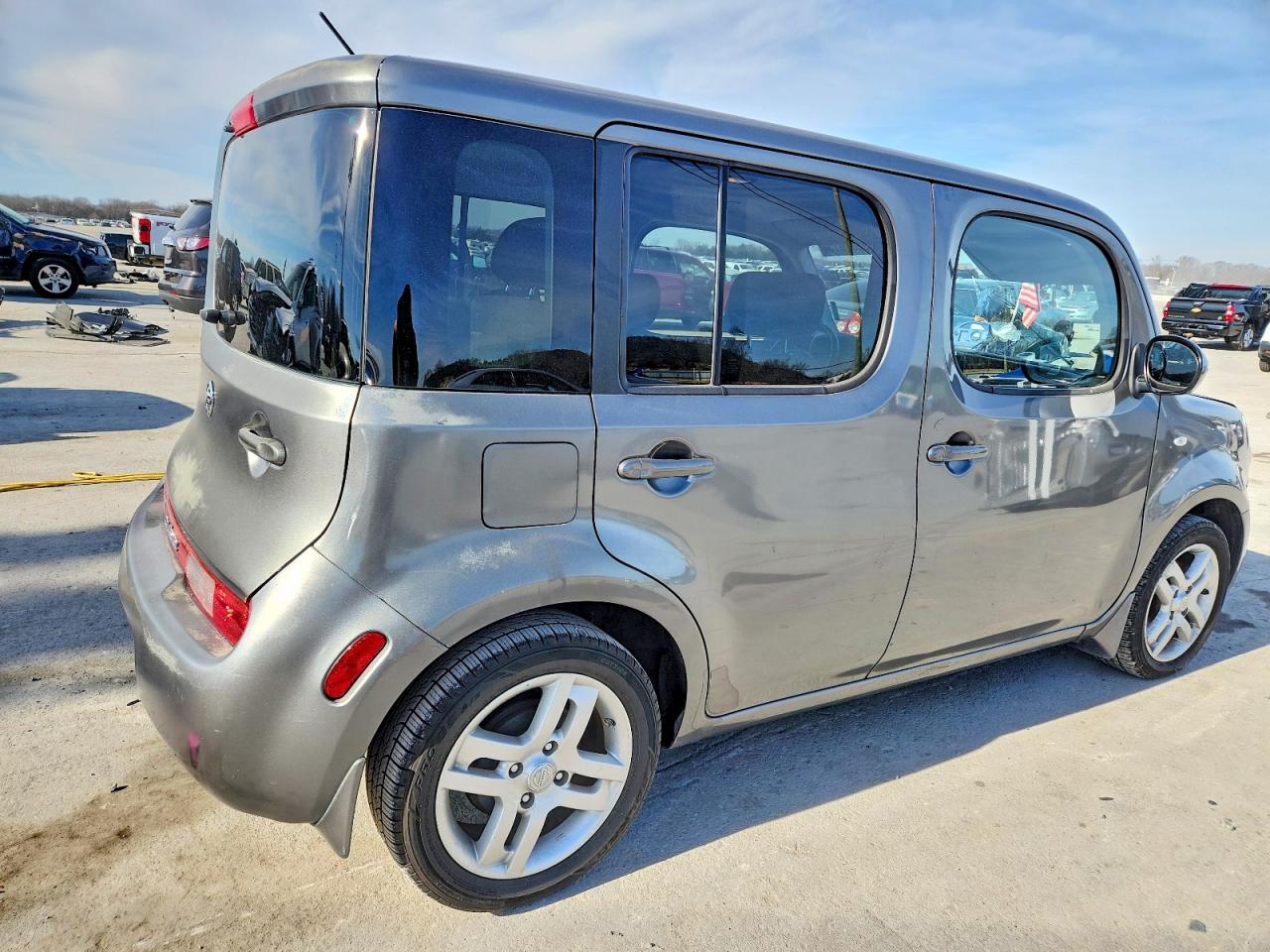 2013 NISSAN CUBE S photo 3