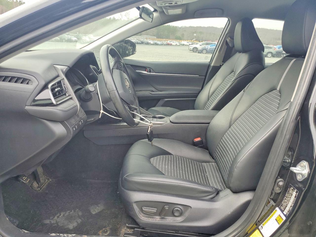 2023 TOYOTA CAMRY SE NIGHT SHADE photo 7