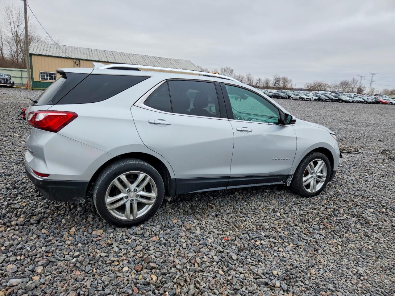 2018 CHEVROLET EQUINOX PREMIER photo 3