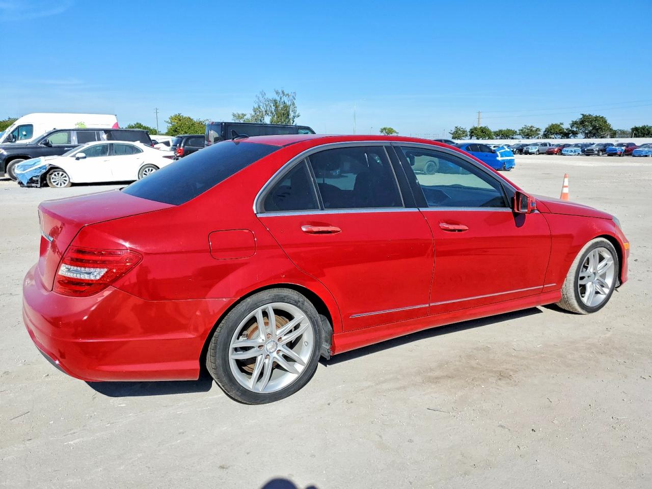 2013 MERCEDES-BENZ C 250 photo 3