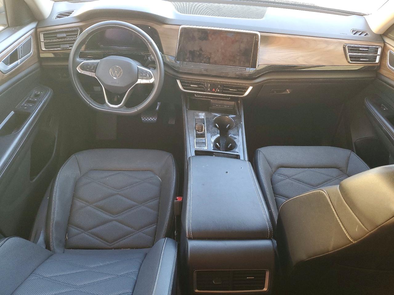 2024 VOLKSWAGEN ATLAS SE photo 8