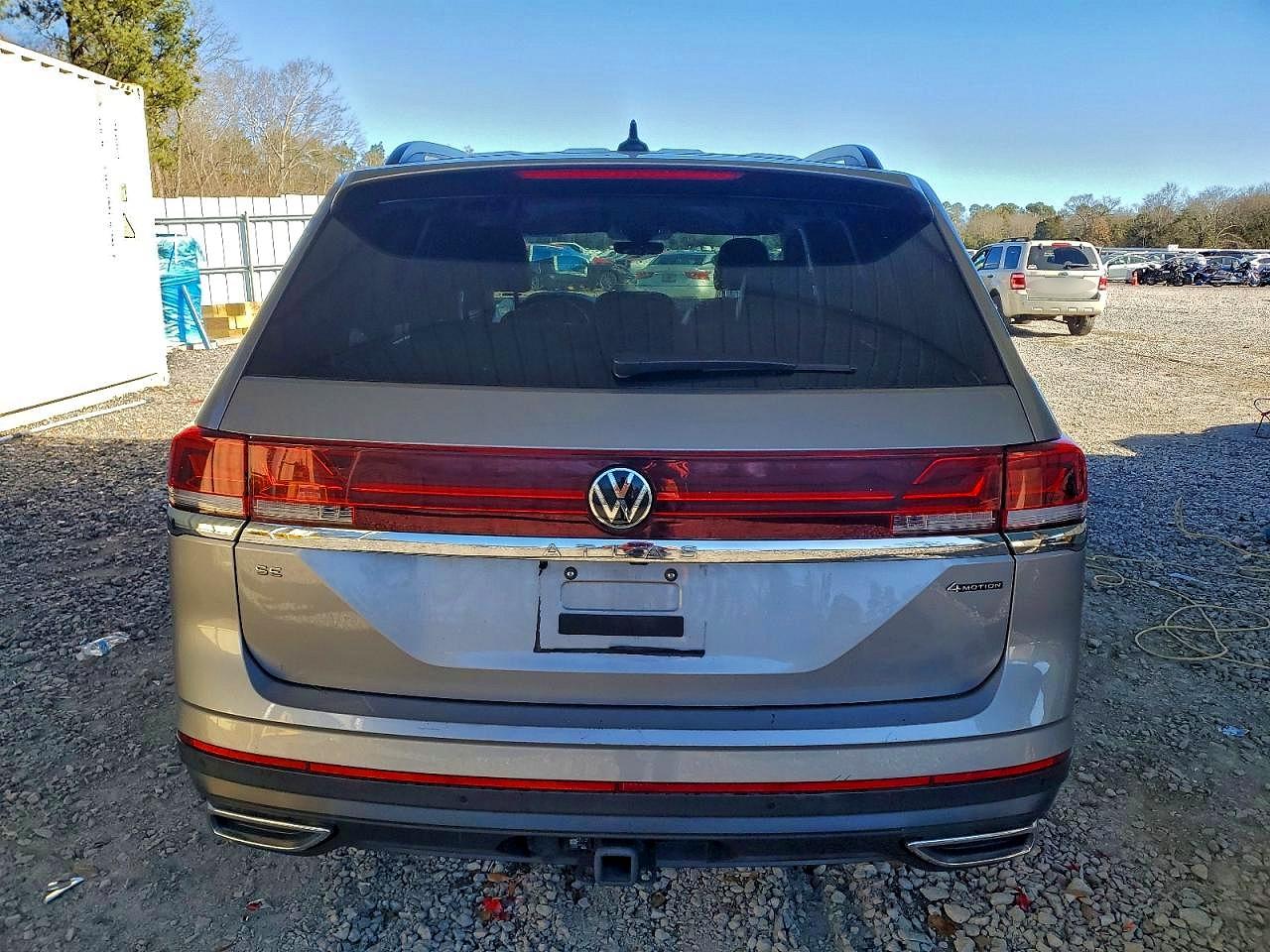 2024 VOLKSWAGEN ATLAS SE photo 6