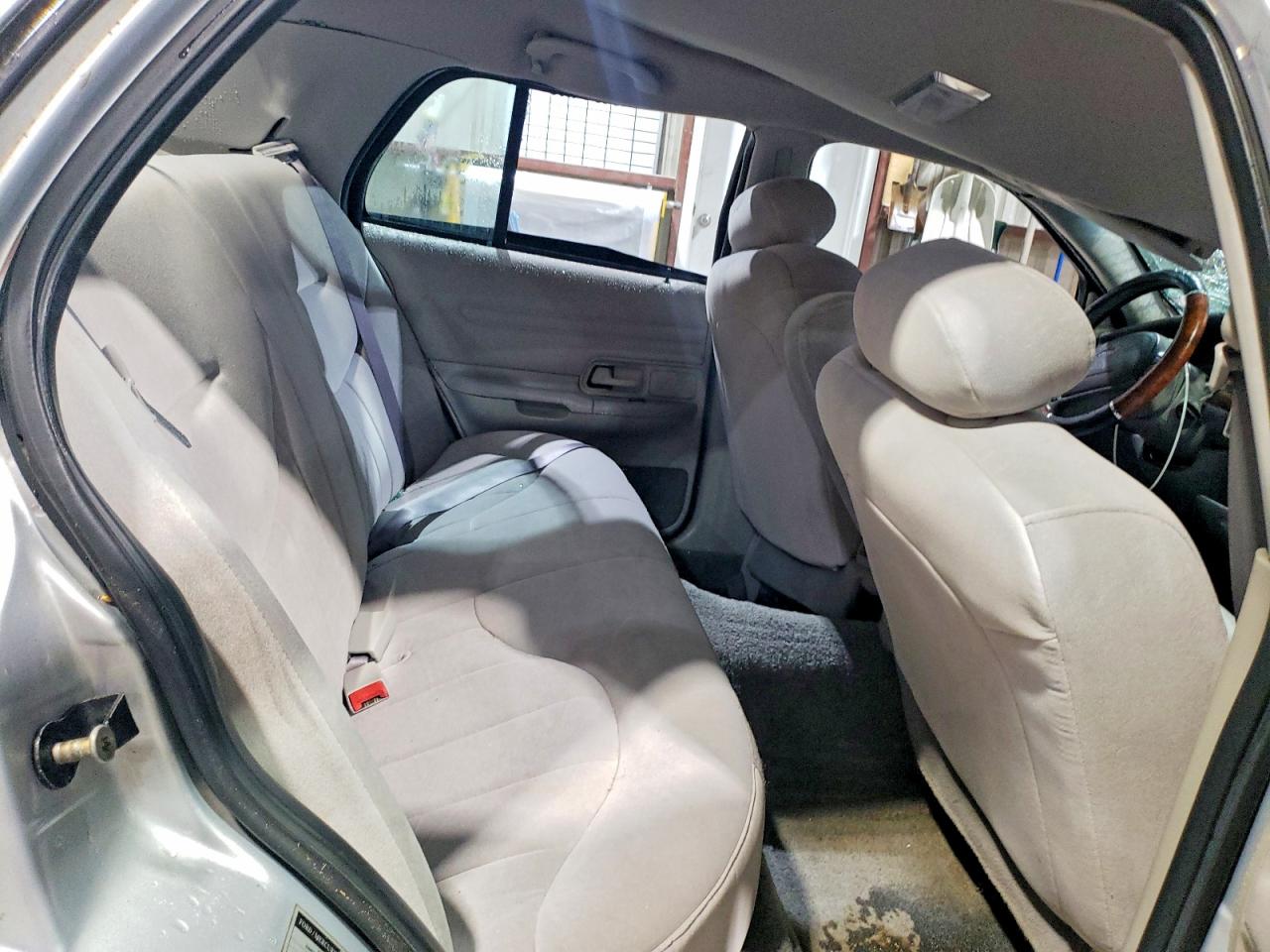 2001 FORD CROWN VICTORIA photo 10