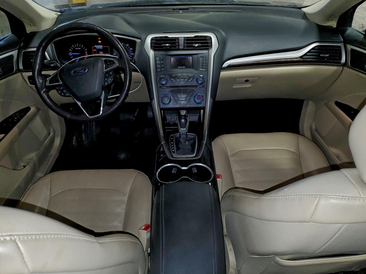 2016 FORD FUSION SE photo 8