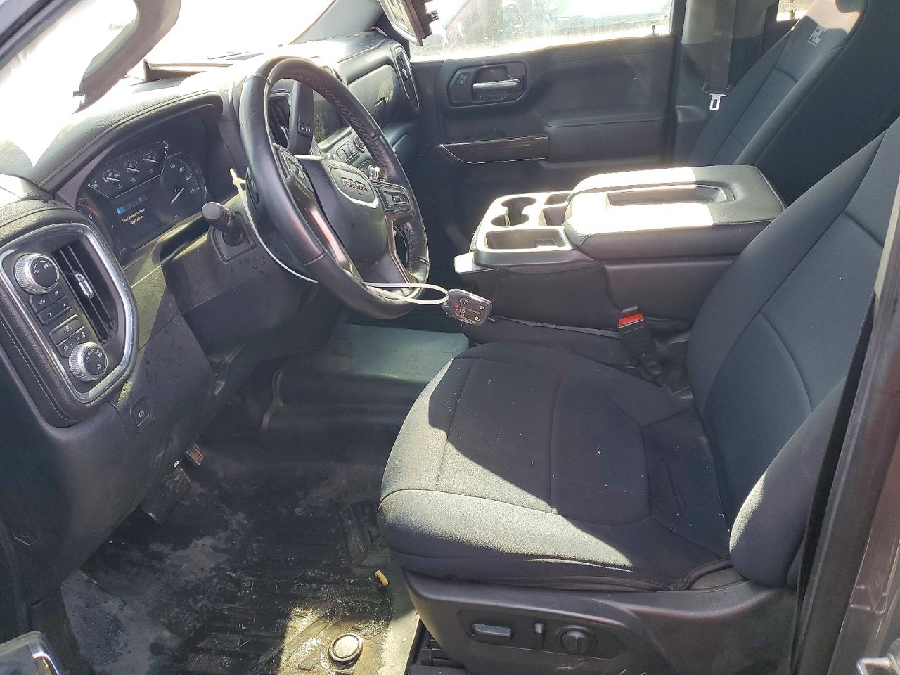 2020 GMC SIERRA K1500 SLE photo 7