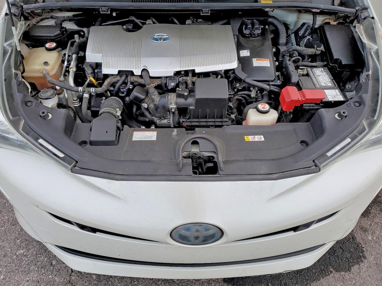 2018 TOYOTA PRIUS photo 11