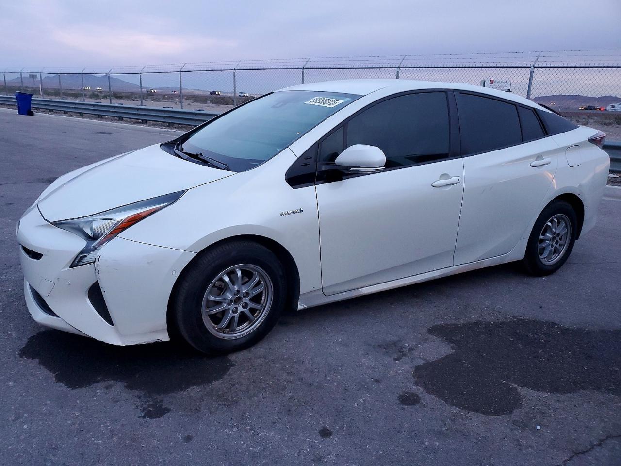 2018 TOYOTA PRIUS