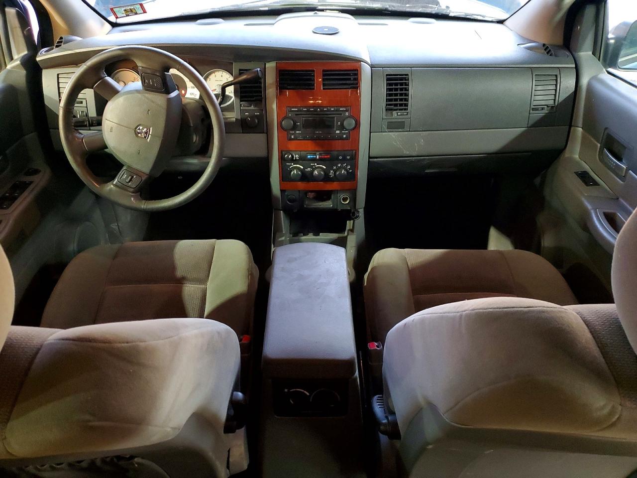 2006 DODGE DURANGO SLT photo 8