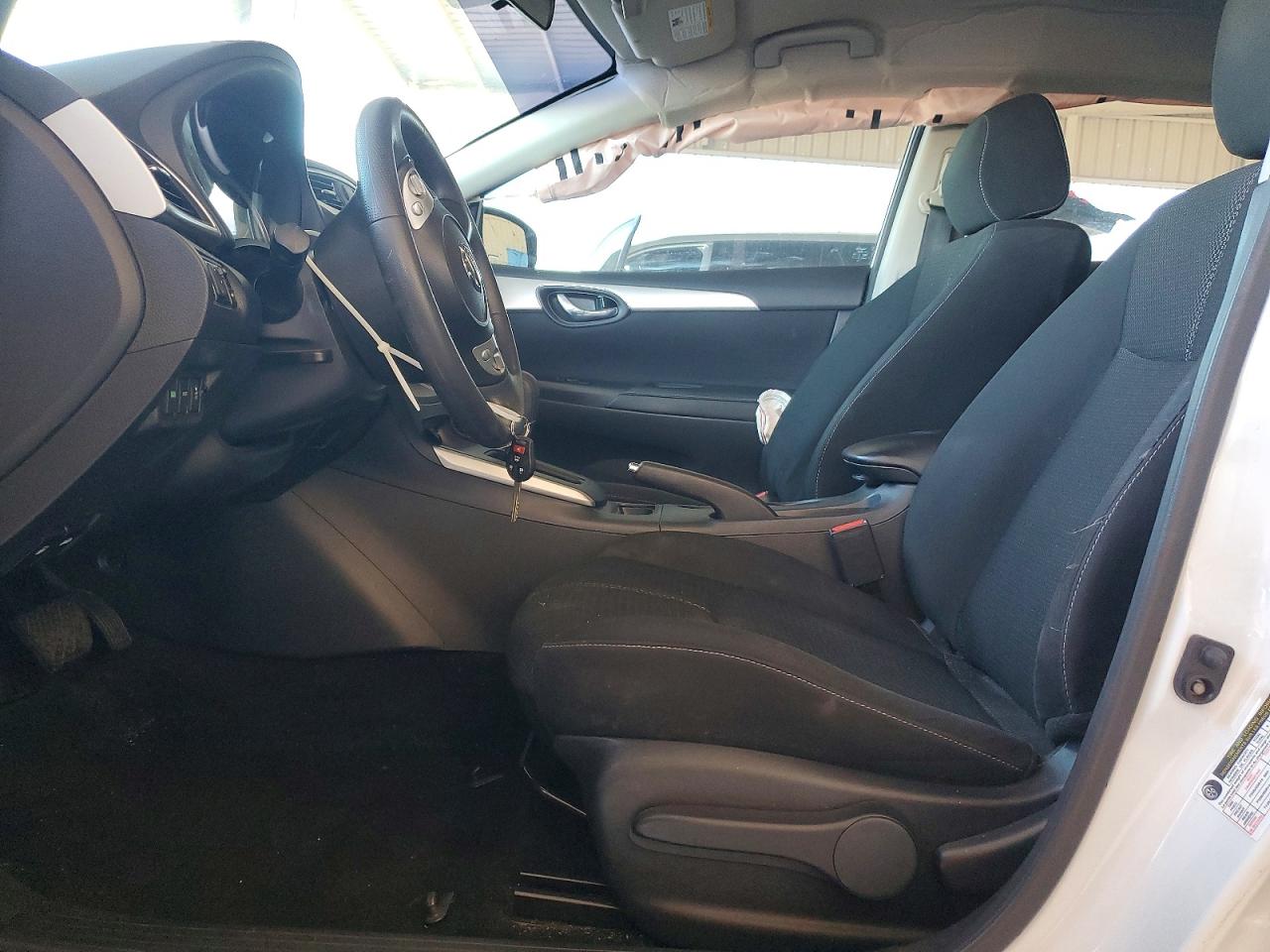2018 NISSAN SENTRA S photo 7