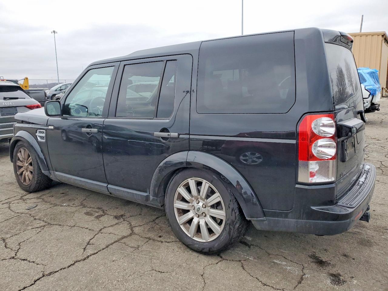 2013 LAND ROVER LR4 HSE photo 2