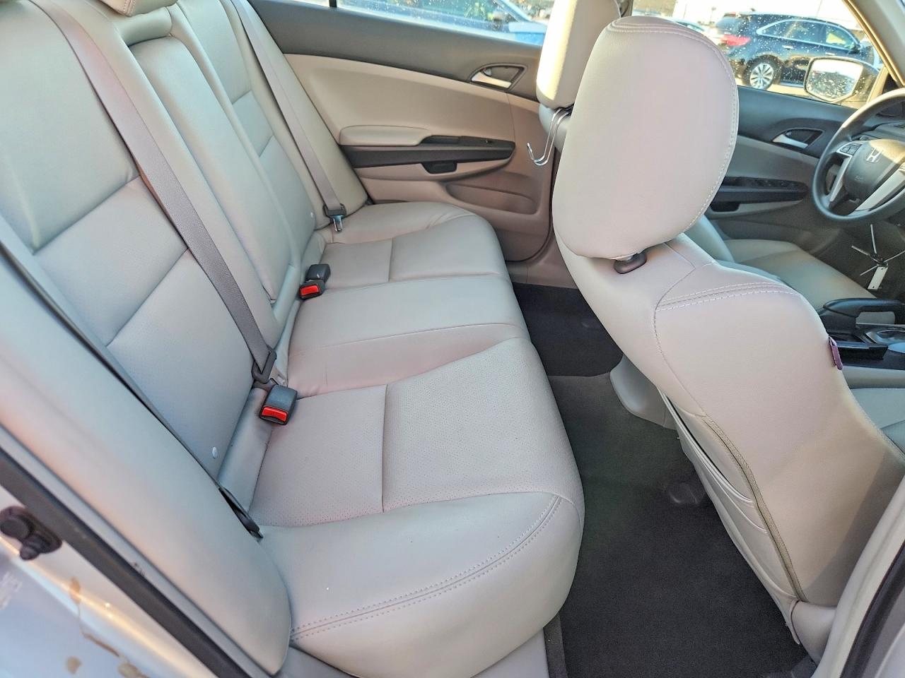 2009 HONDA ACCORD LXP photo 10