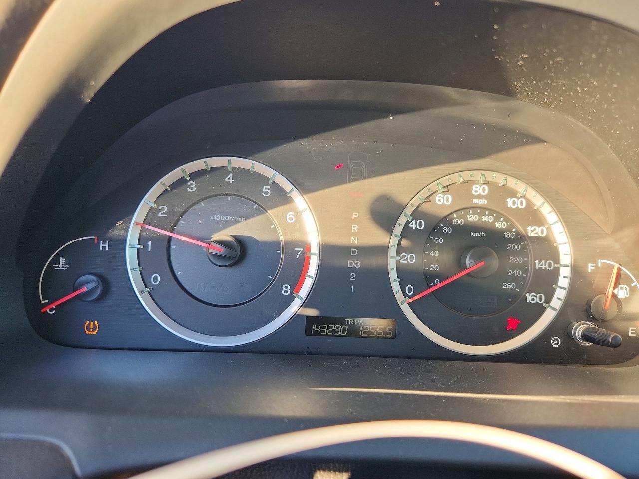 2009 HONDA ACCORD LXP photo 9