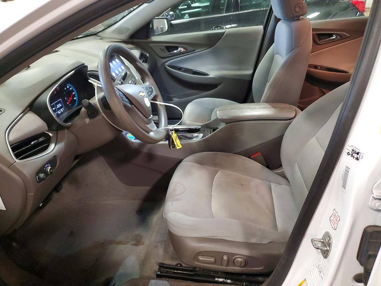 2022 CHEVROLET MALIBU LT photo 7