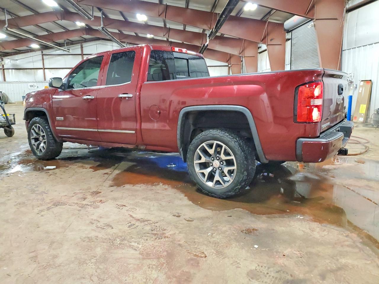 2014 GMC SIERRA K1500 SLE photo 2