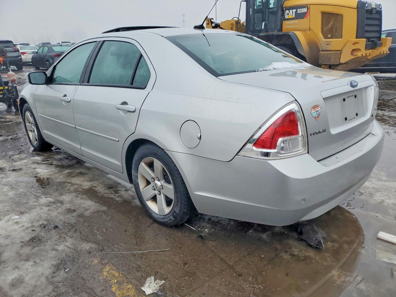2009 FORD FUSION SE photo 2