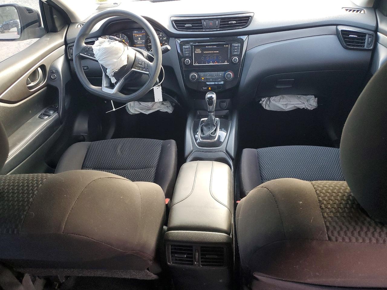 2020 NISSAN ROGUE SPORT S photo 8