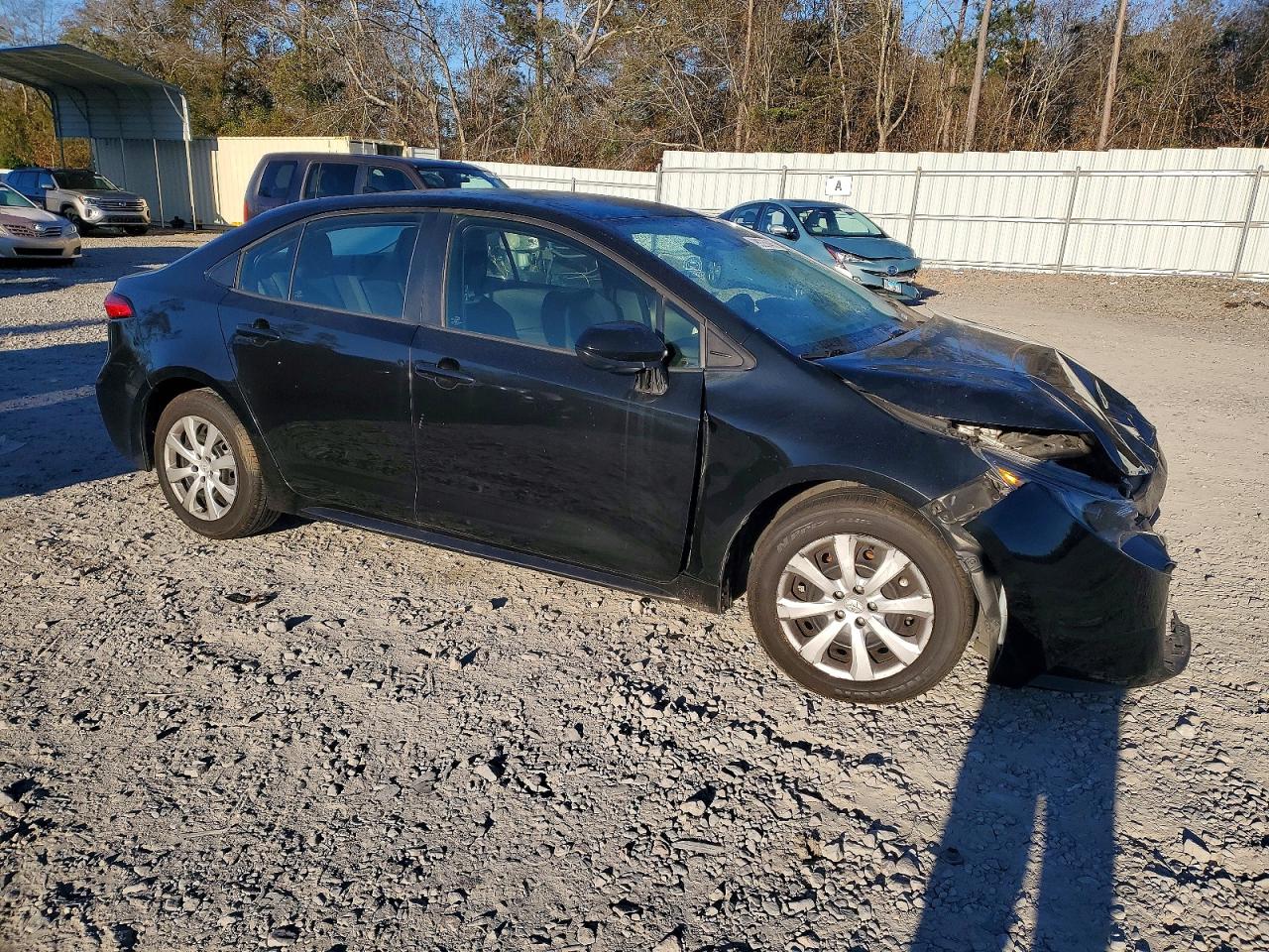 2021 TOYOTA COROLLA LE photo 4