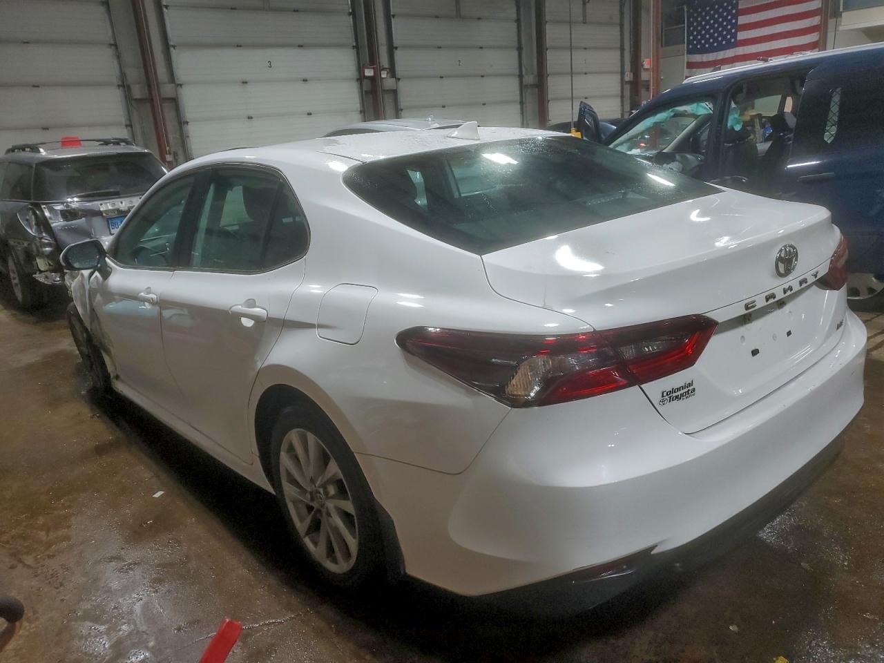 2024 TOYOTA CAMRY LE photo 2
