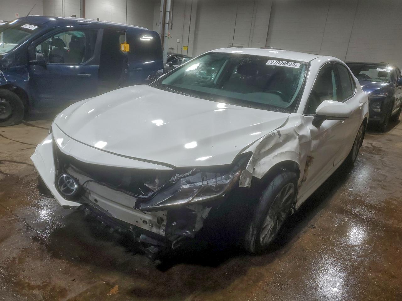 2024 TOYOTA CAMRY