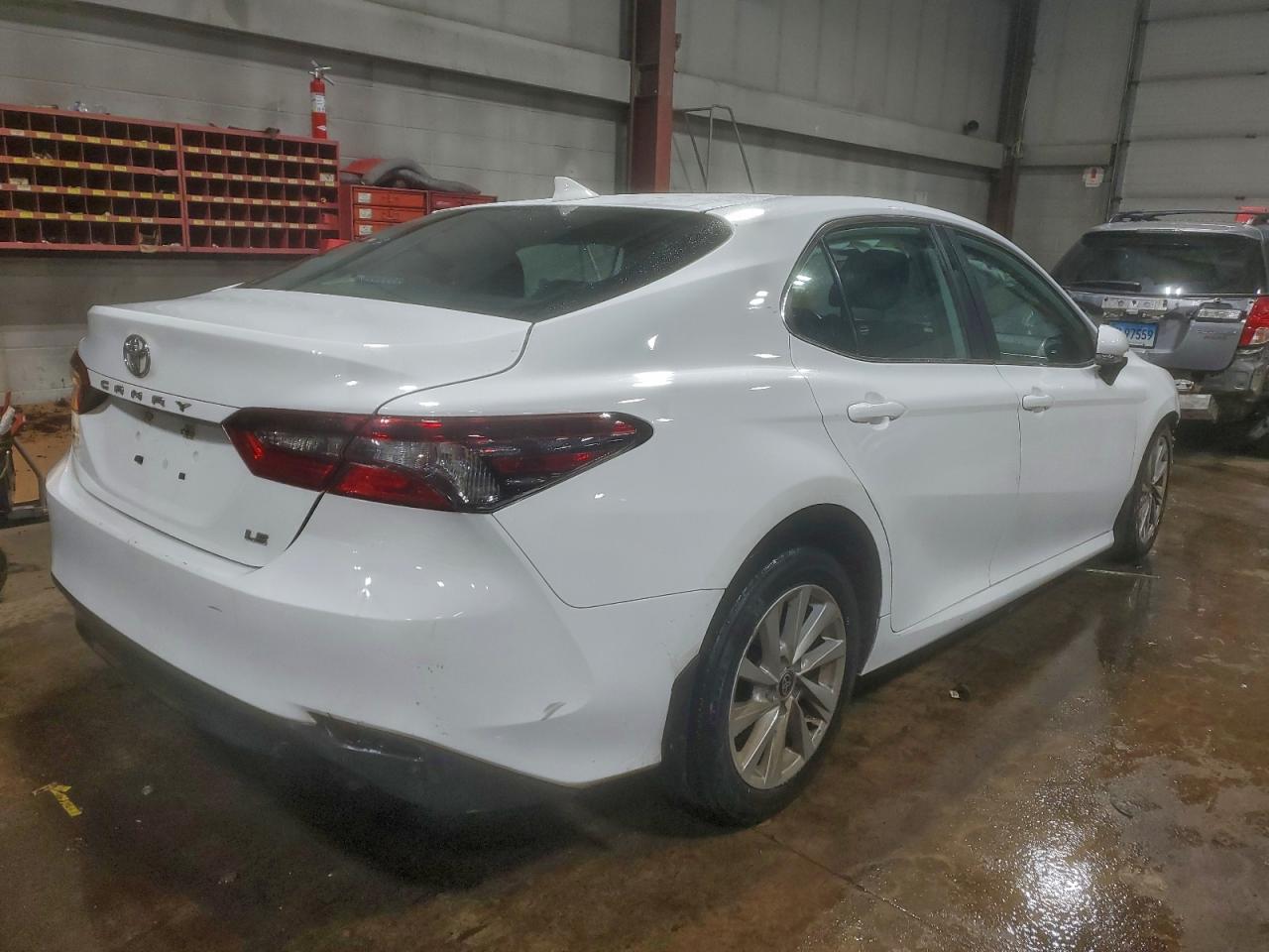 2024 TOYOTA CAMRY LE photo 3
