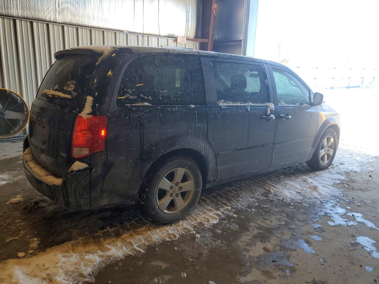 2013 DODGE GRAND CARAVAN SE photo 3
