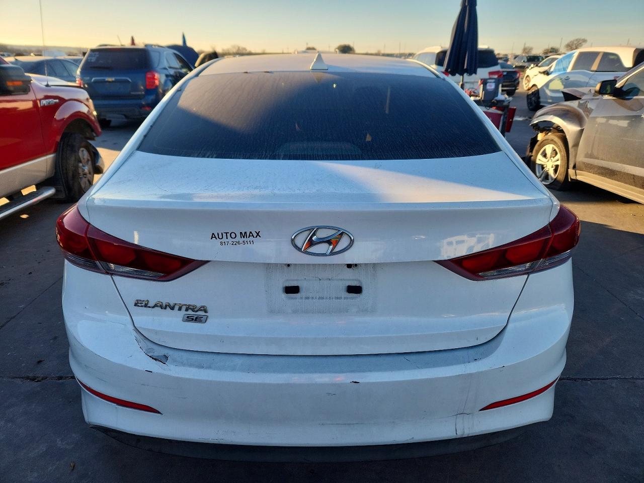 2017 HYUNDAI ELANTRA SE photo 6