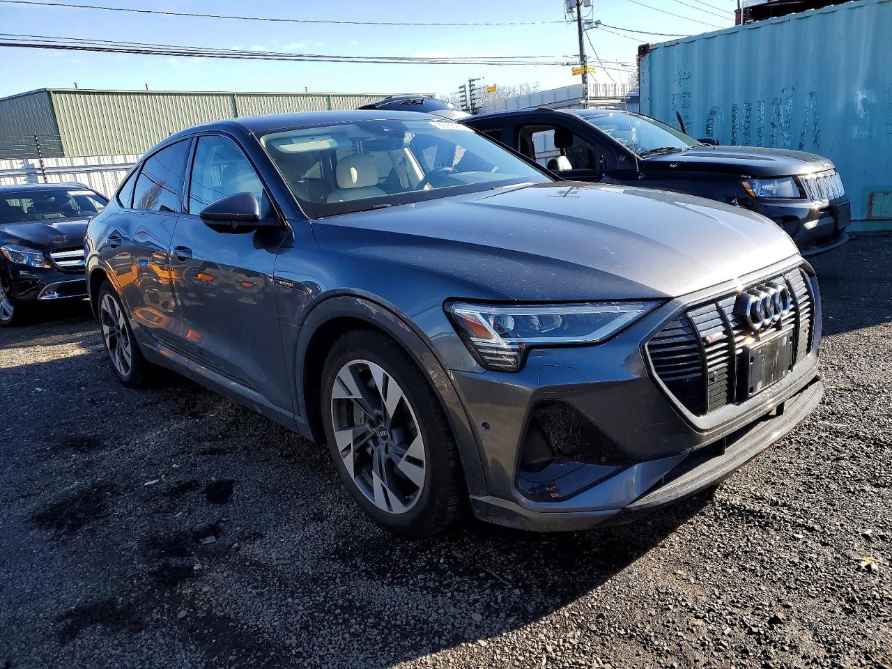 2022 AUDI E-TRON SPORTBACK PREMIUM photo 4