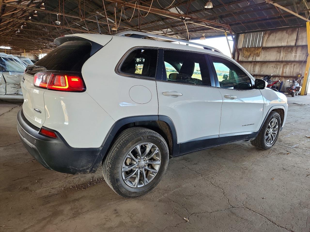 2019 JEEP CHEROKEE LATITUDE PLUS photo 3