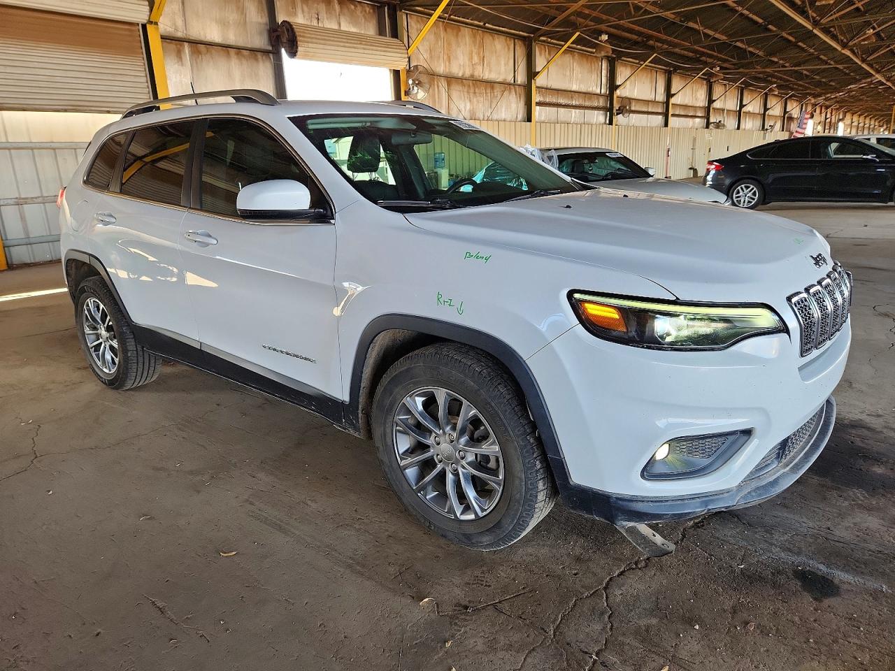 2019 JEEP CHEROKEE LATITUDE PLUS photo 4