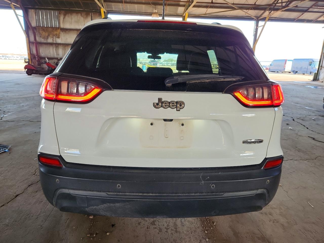 2019 JEEP CHEROKEE LATITUDE PLUS photo 6