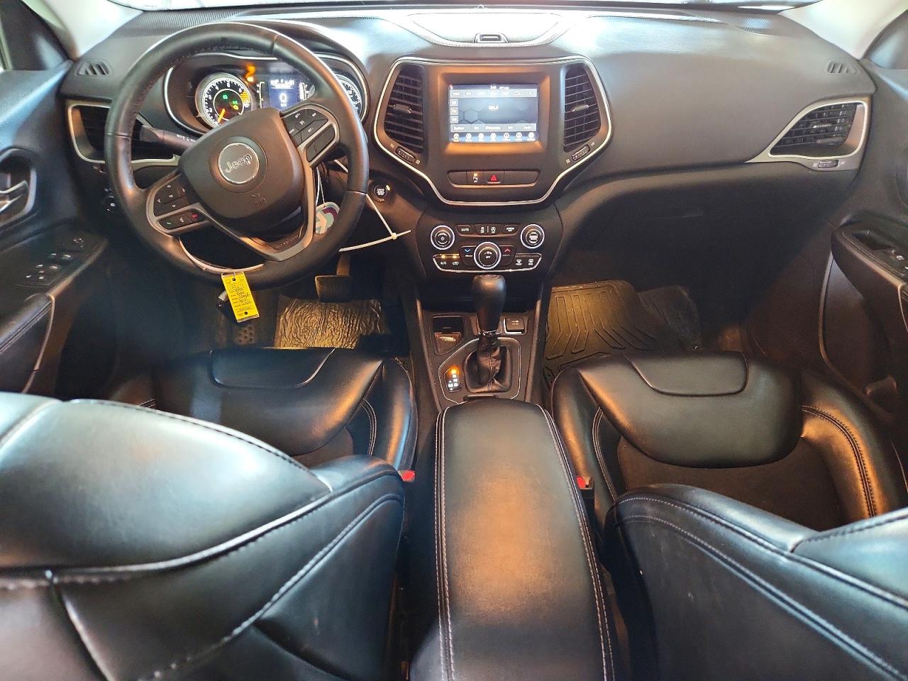 2019 JEEP CHEROKEE LATITUDE PLUS photo 8