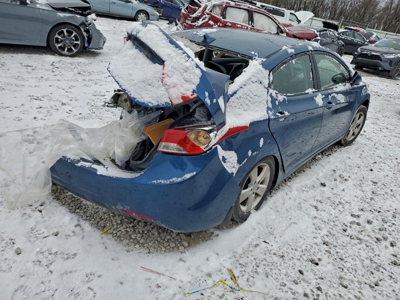 2013 HYUNDAI ELANTRA GLS photo 3