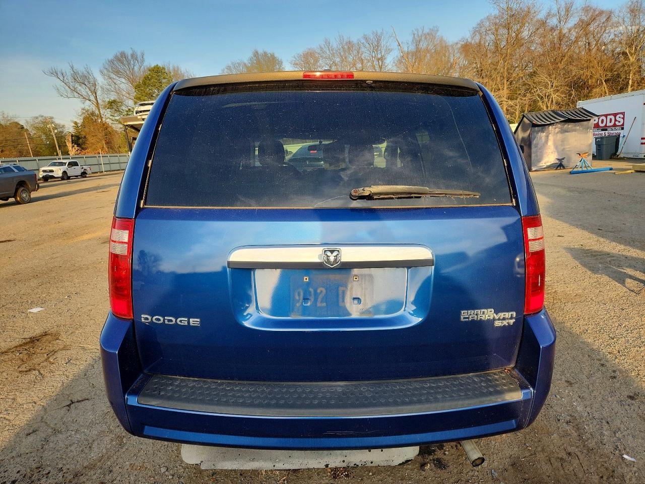 2010 DODGE GRAND CARAVAN SXT photo 6