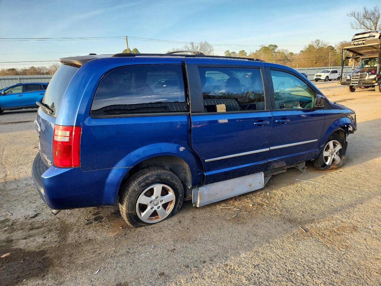 2010 DODGE GRAND CARAVAN SXT photo 3