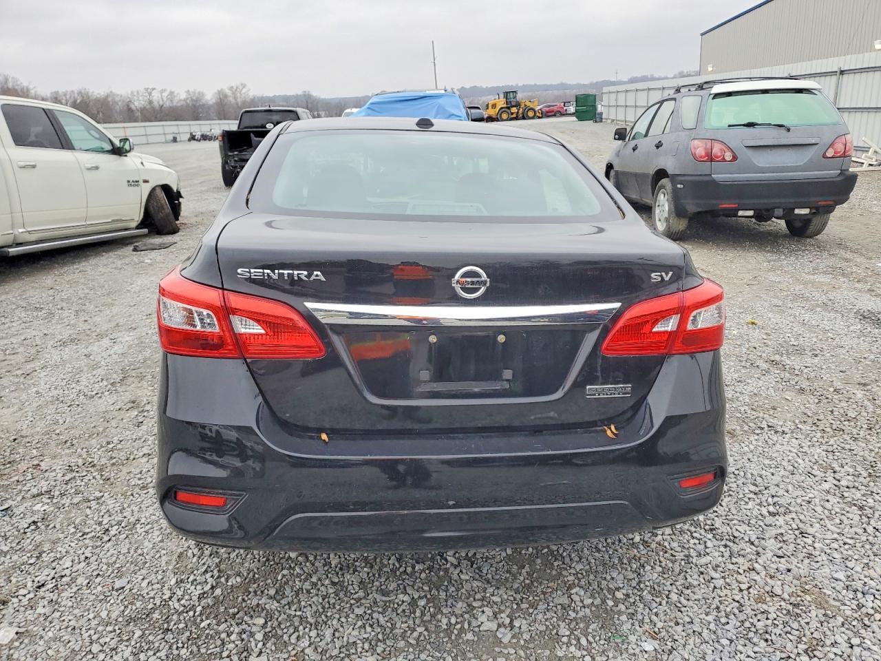 2019 NISSAN SENTRA S photo 6