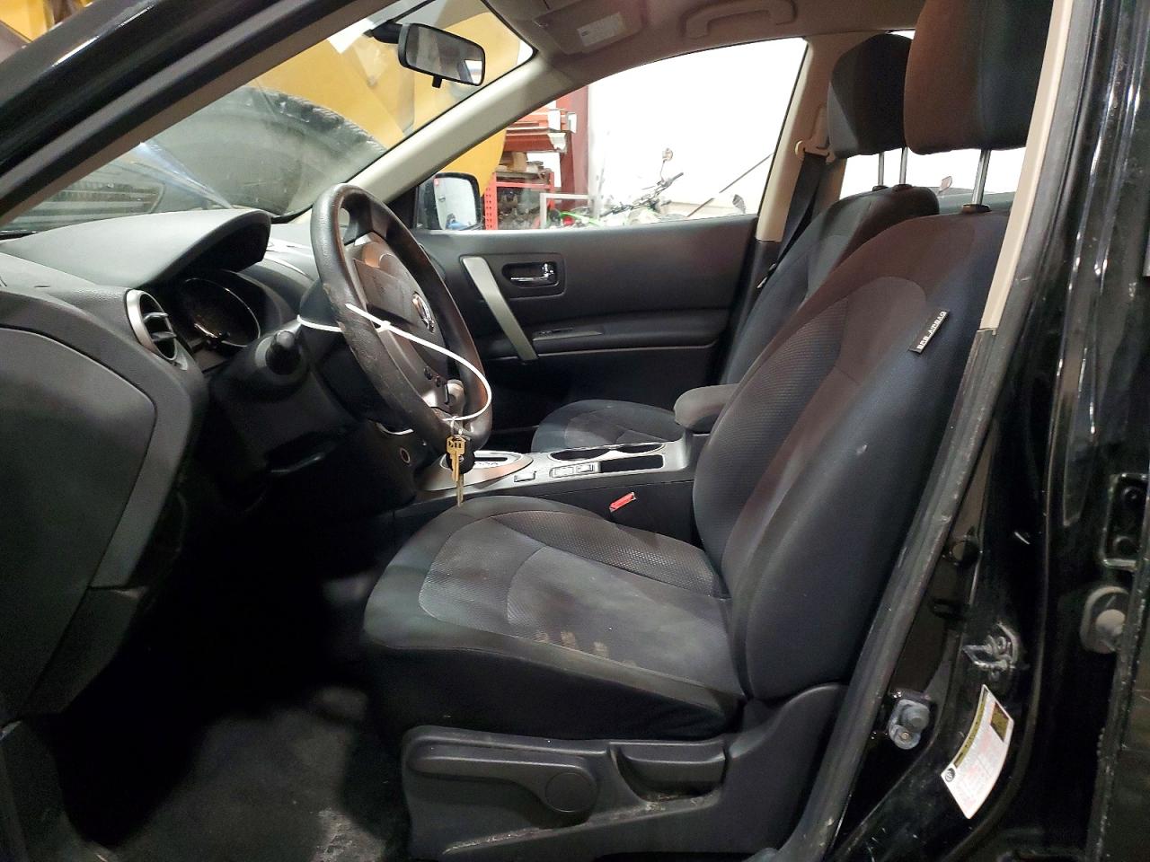 2013 NISSAN ROGUE S photo 7