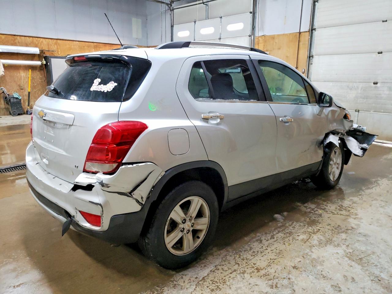 2020 CHEVROLET TRAX 1LT photo 3