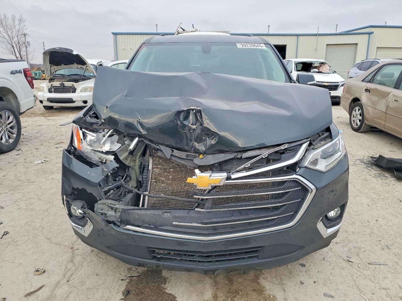 2020 CHEVROLET TRAVERSE LT photo 5