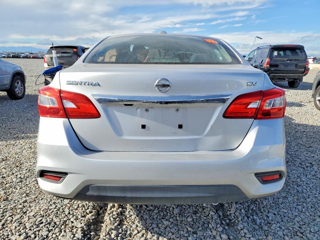 2019 NISSAN SENTRA S photo 6