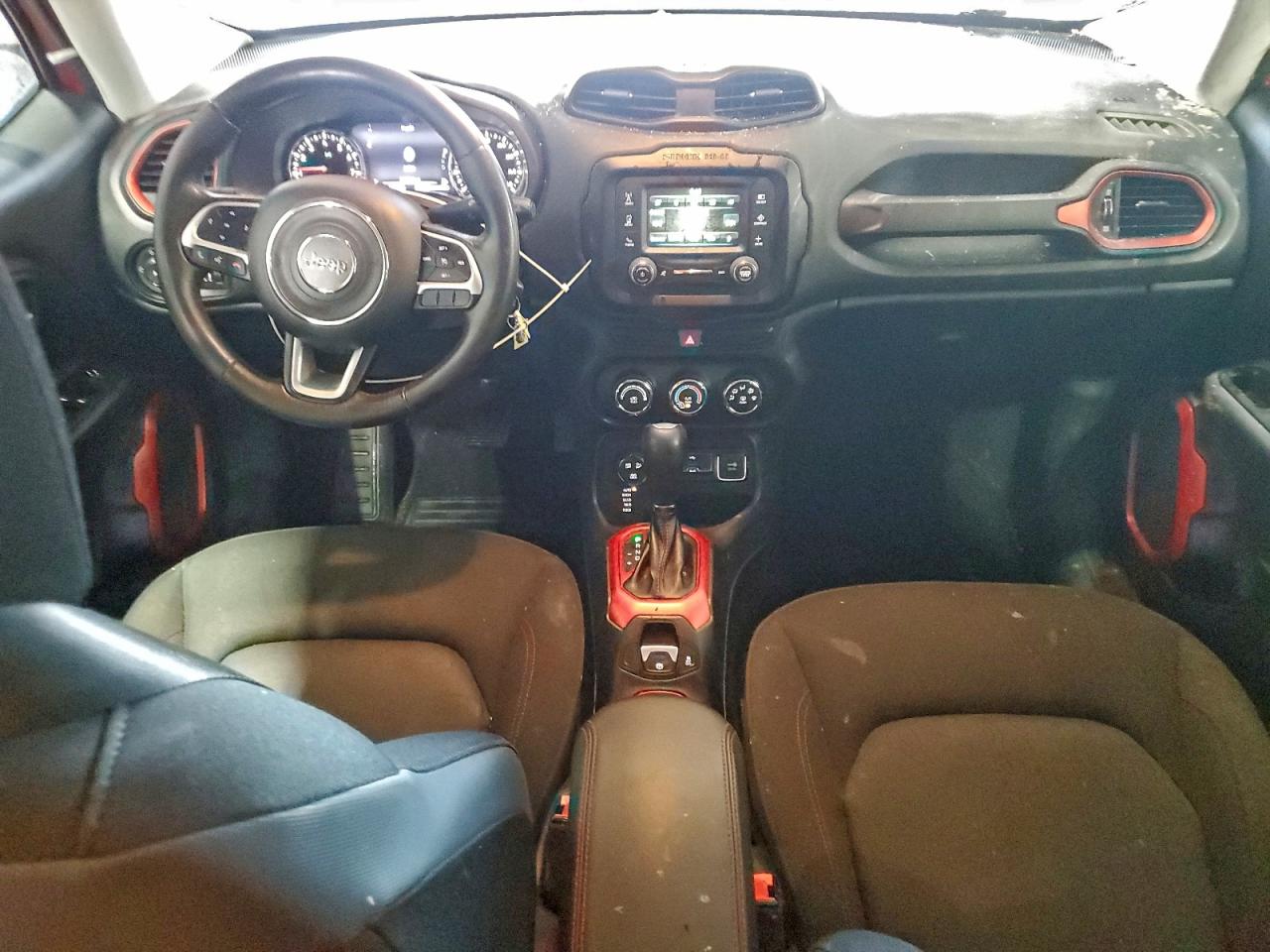 2015 JEEP RENEGADE TRAILHAWK photo 8
