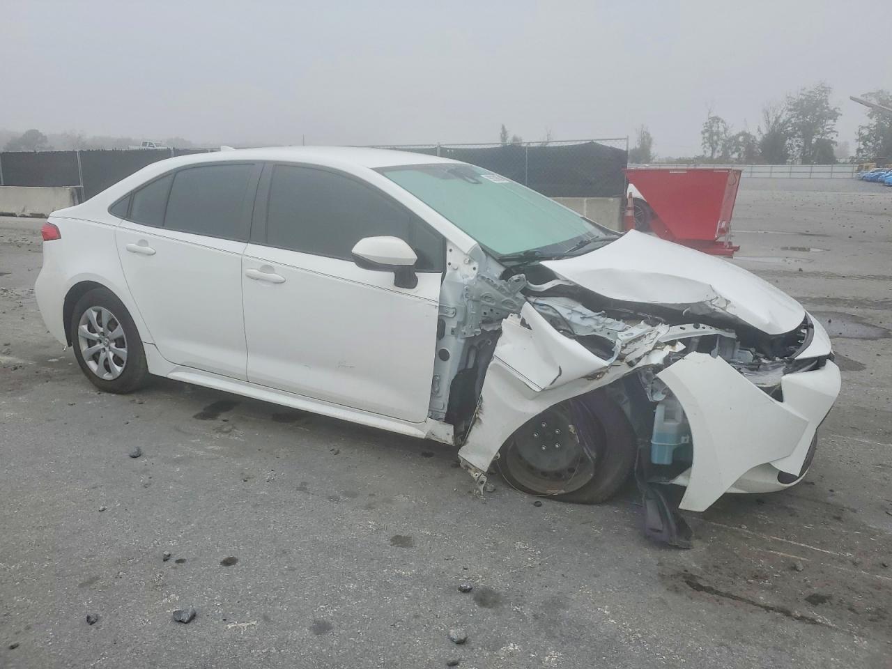 2021 TOYOTA COROLLA LE photo 4