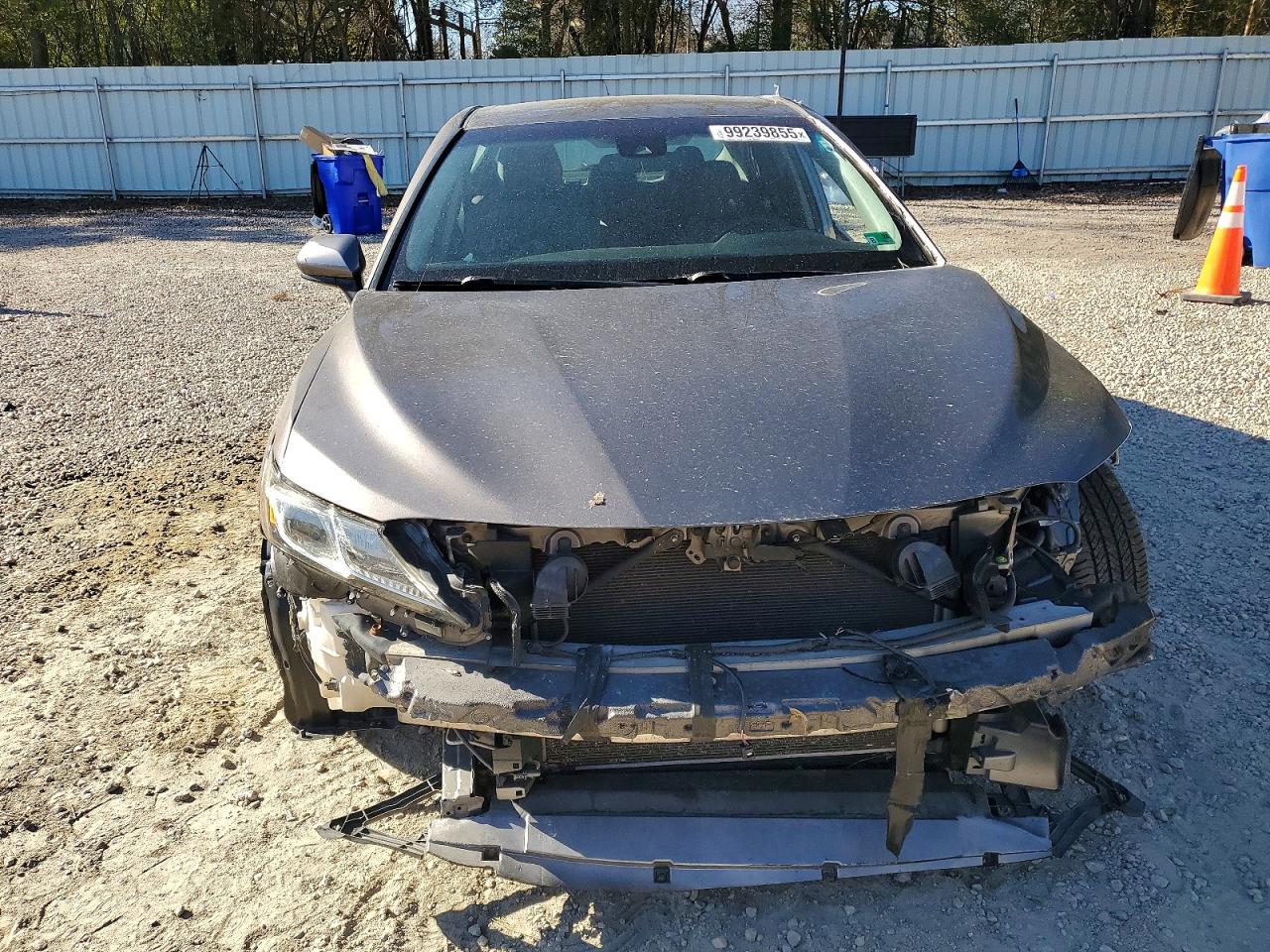 2018 TOYOTA CAMRY L photo 9