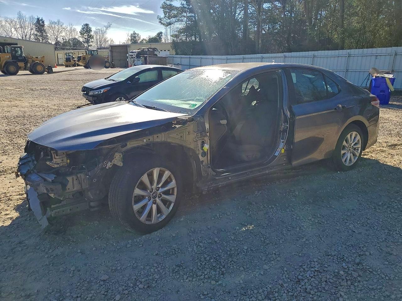 2018 TOYOTA CAMRY