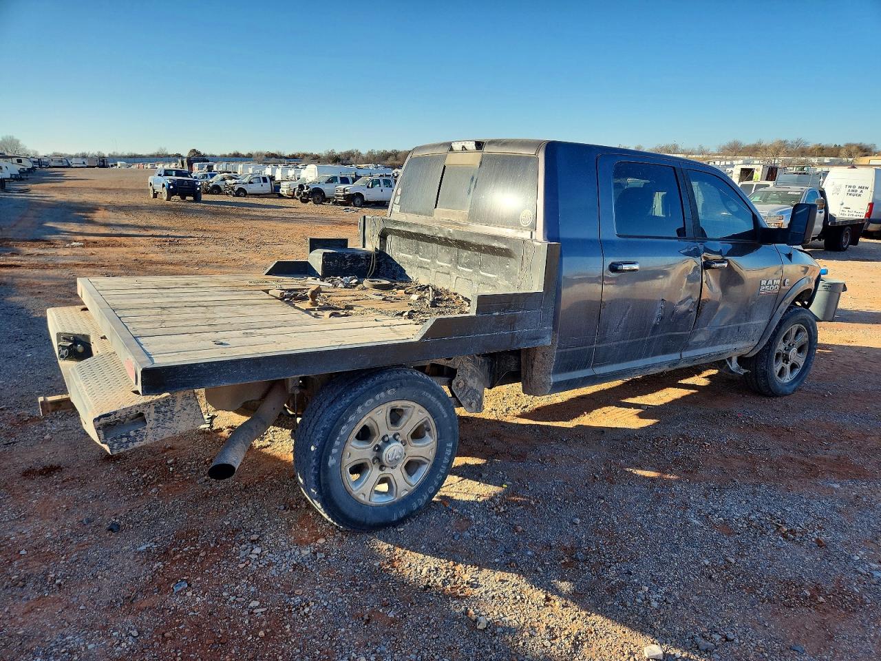 2016 RAM 2500 LARAMIE photo 3