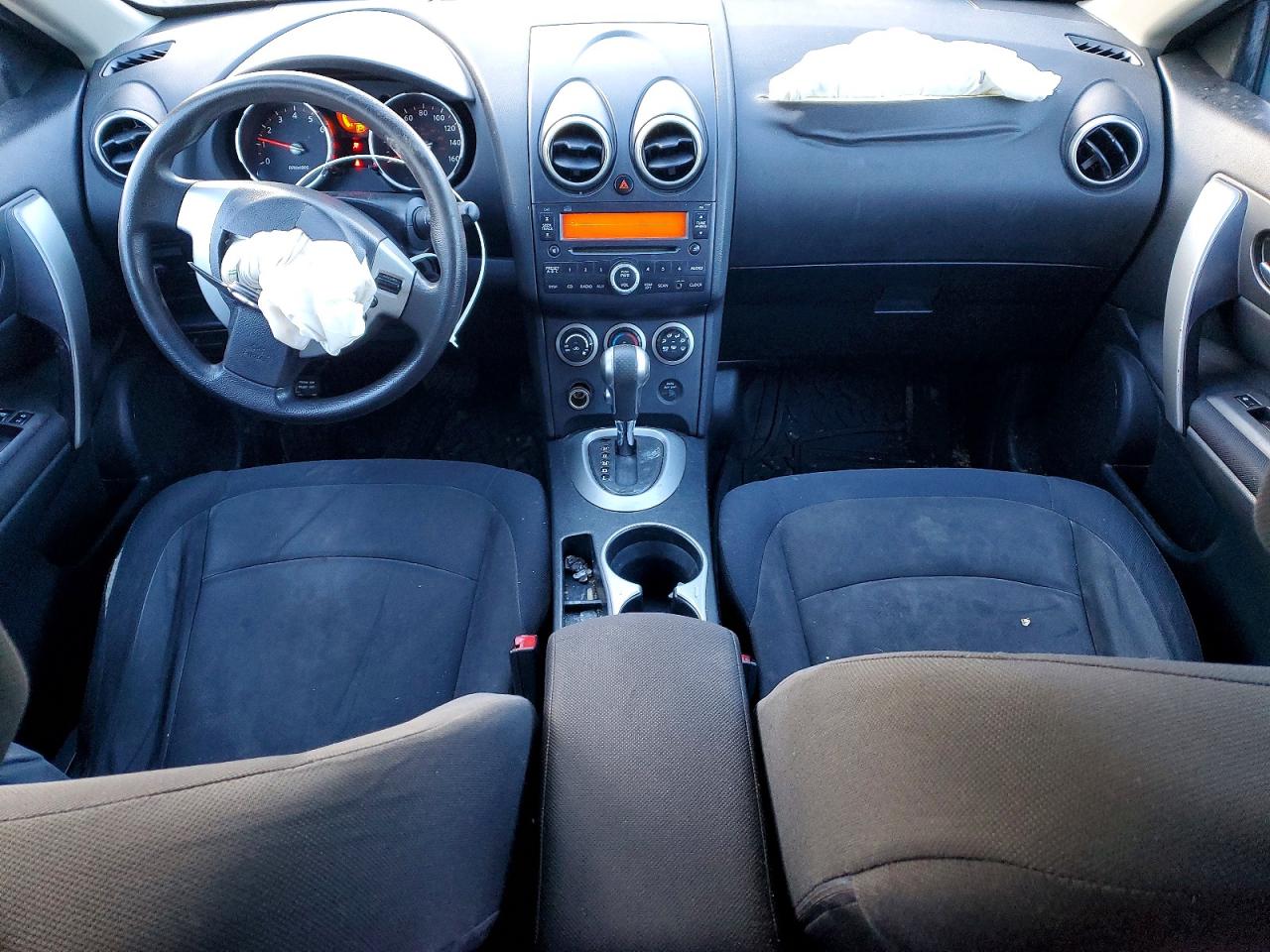 2010 NISSAN ROGUE S photo 8