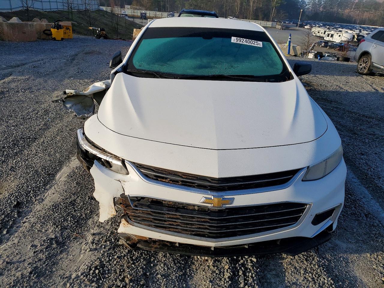 2017 CHEVROLET MALIBU LS photo 5