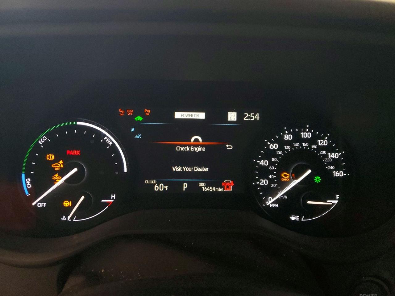 2025 TOYOTA SIENNA XLE photo 9