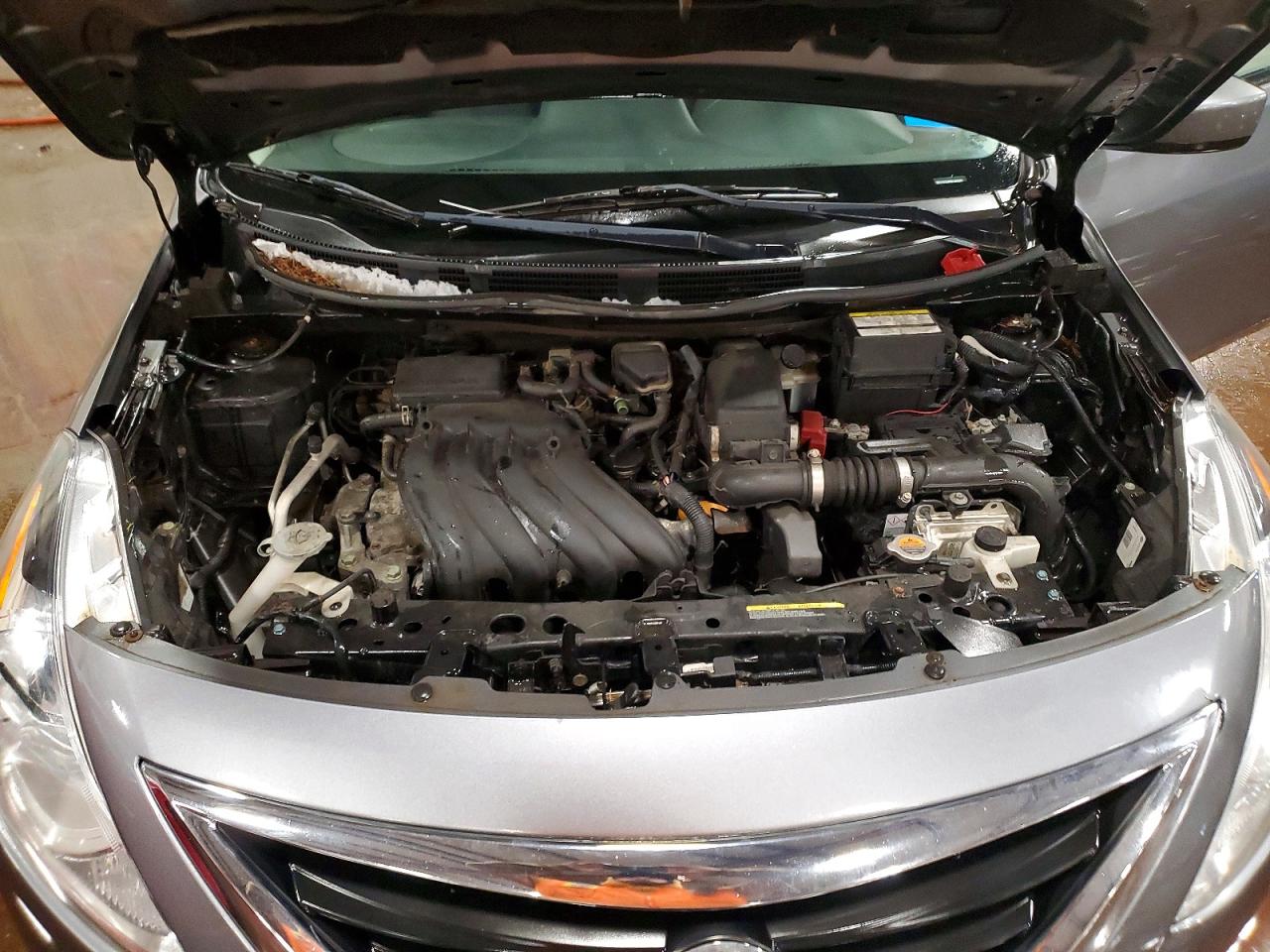 2019 NISSAN VERSA S photo 11