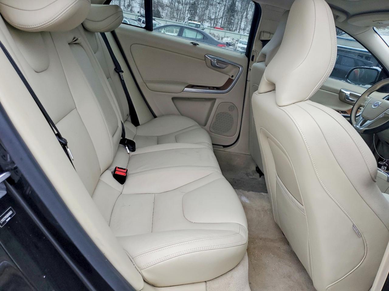 2016 VOLVO S60 PLATINUM photo 10