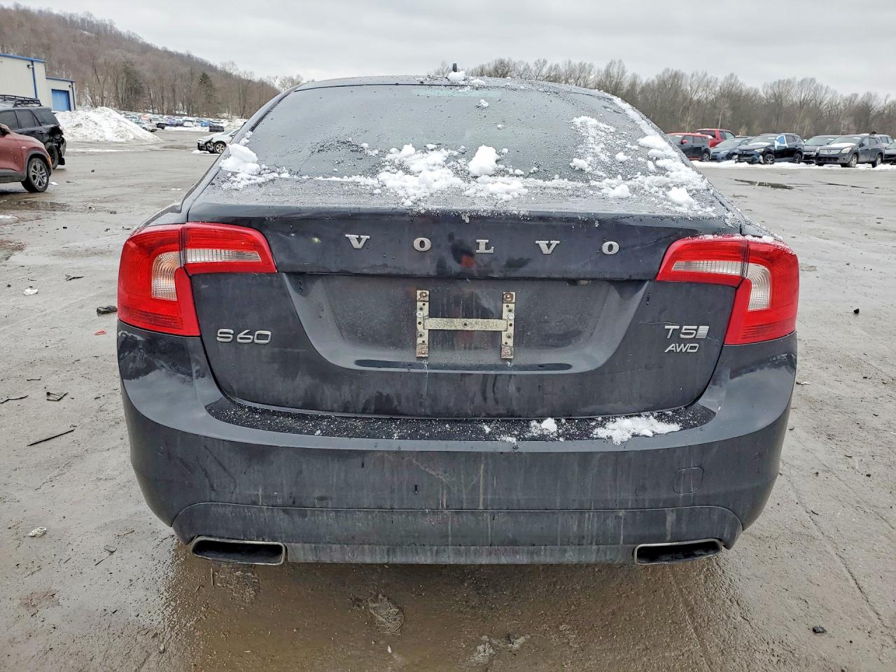 2016 VOLVO S60 PLATINUM photo 6